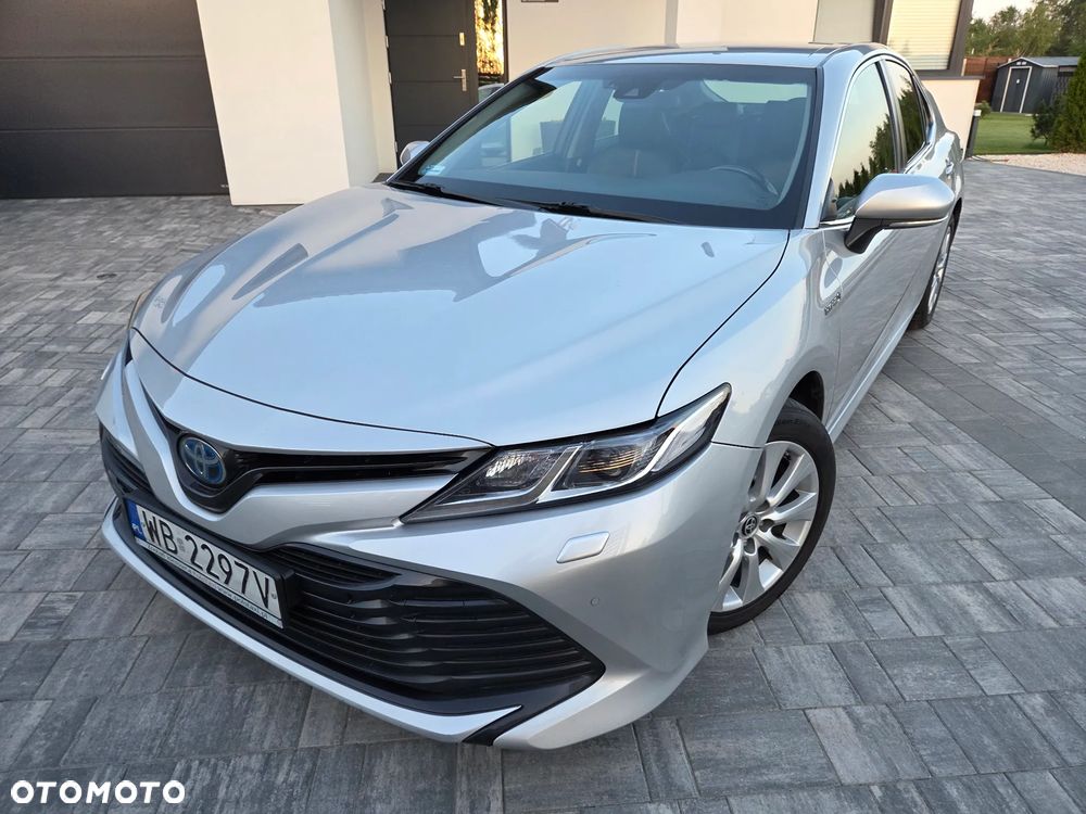 Toyota Camry 2.5 Hybrid Prestige CVT - 2