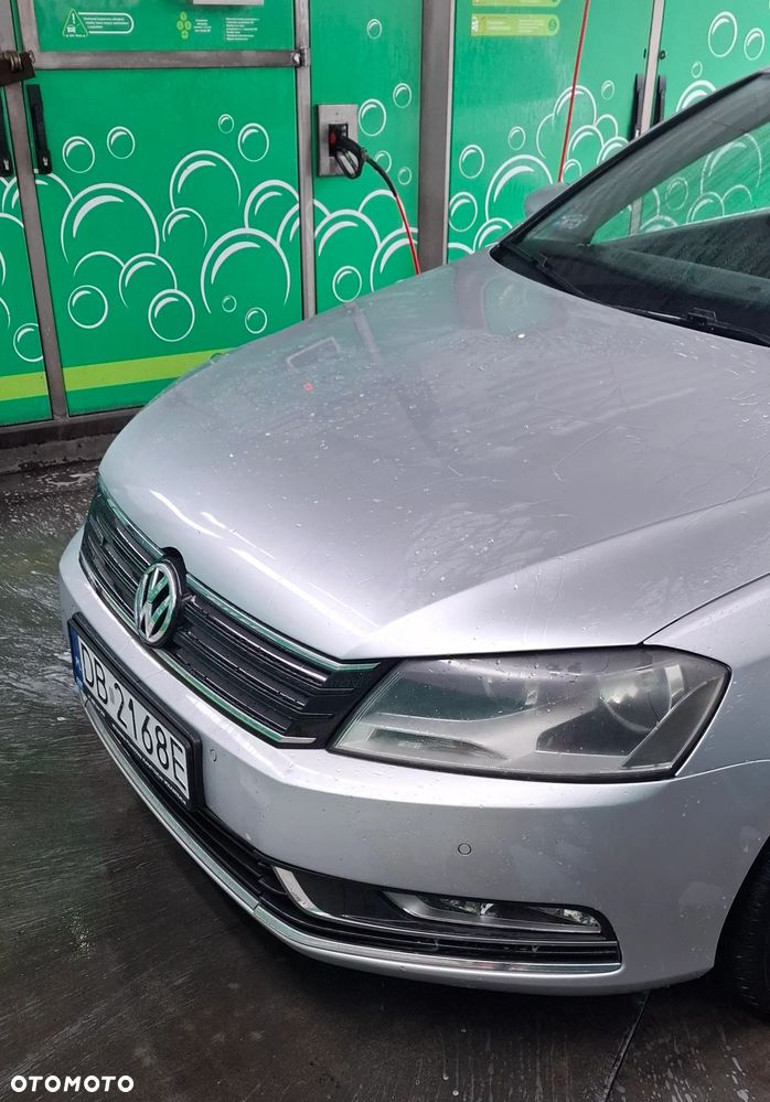 Volkswagen Passat 1.6 TDI BlueMotion - 16