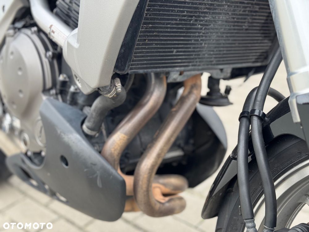 Kawasaki Versys 650 - 13