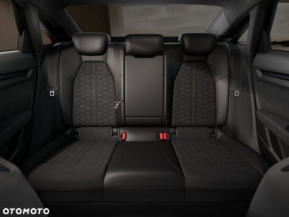 Audi RS3 Limousine - 9