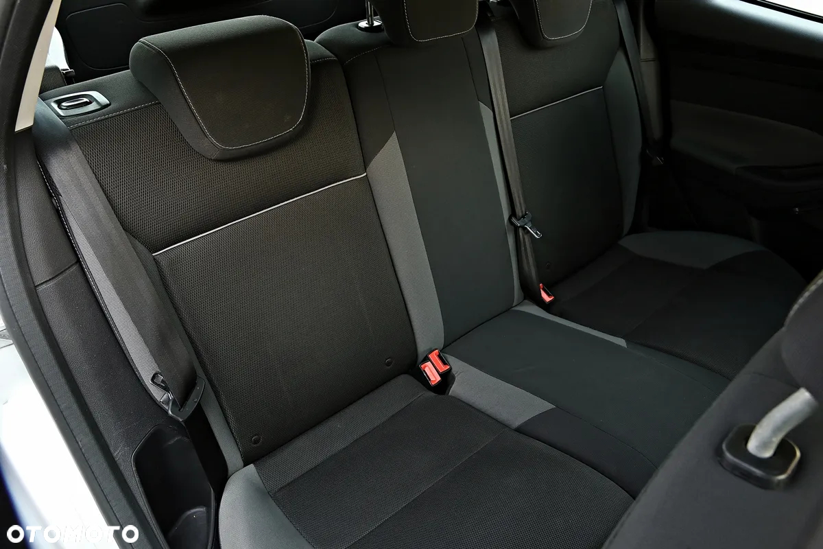 Ford Focus 1.6 TDCi Edition - 9