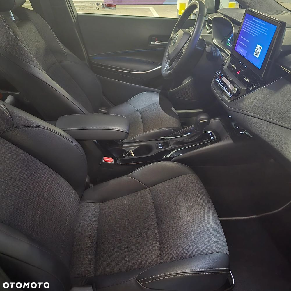 Toyota Corolla 1.8 Hybrid Style - 16