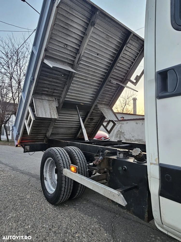 Iveco Daily - 10
