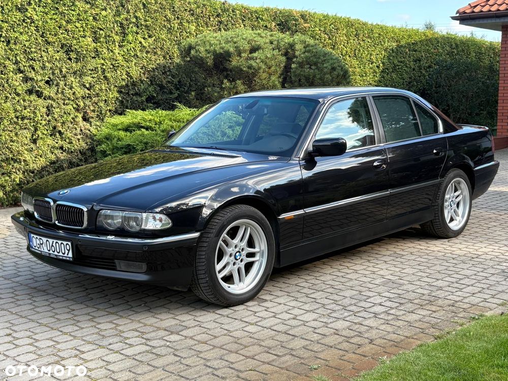 BMW Seria 7 735i L - 19