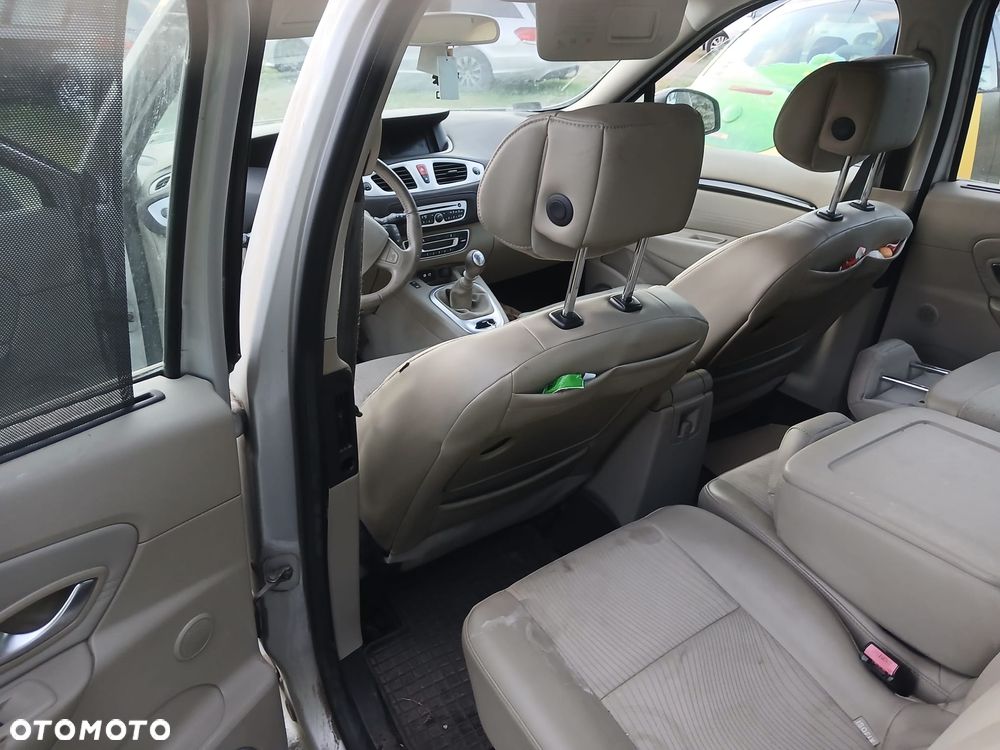 Renault Scenic 1.4 16V TCE Expression - 10