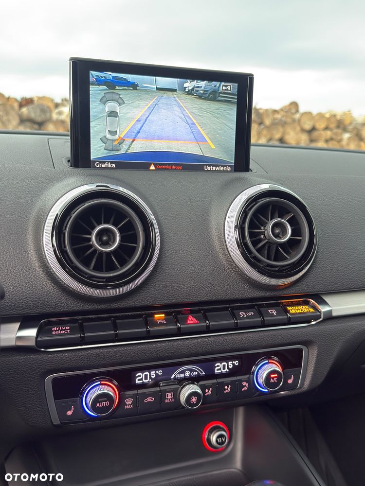 Audi S3 S tronic - 23