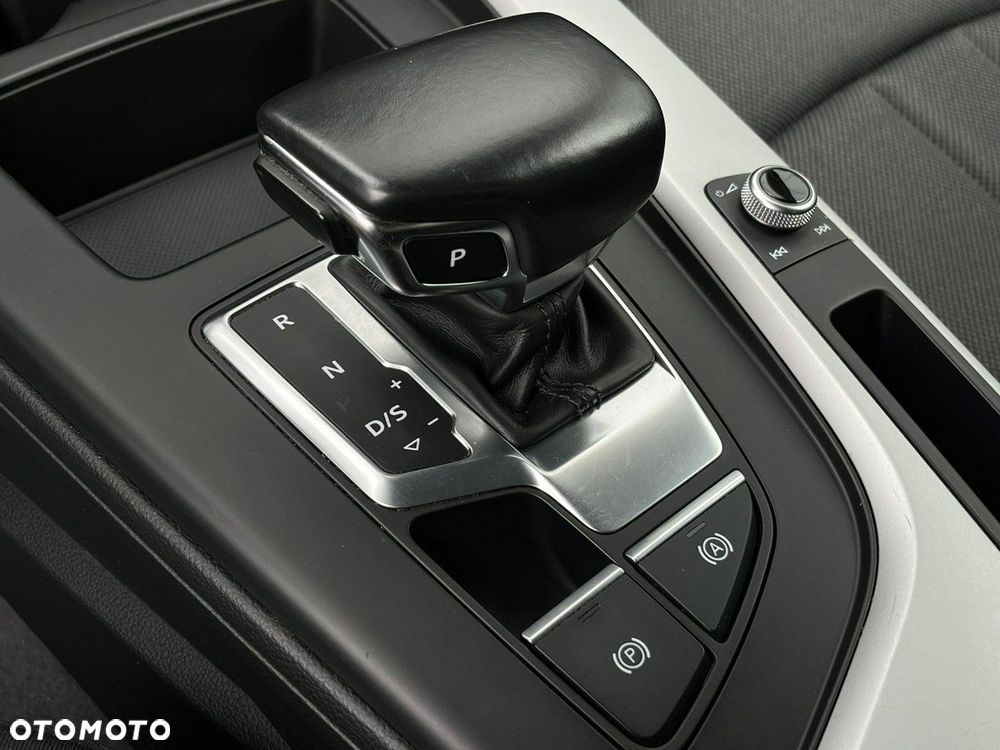 Audi A4 Limousine - 24