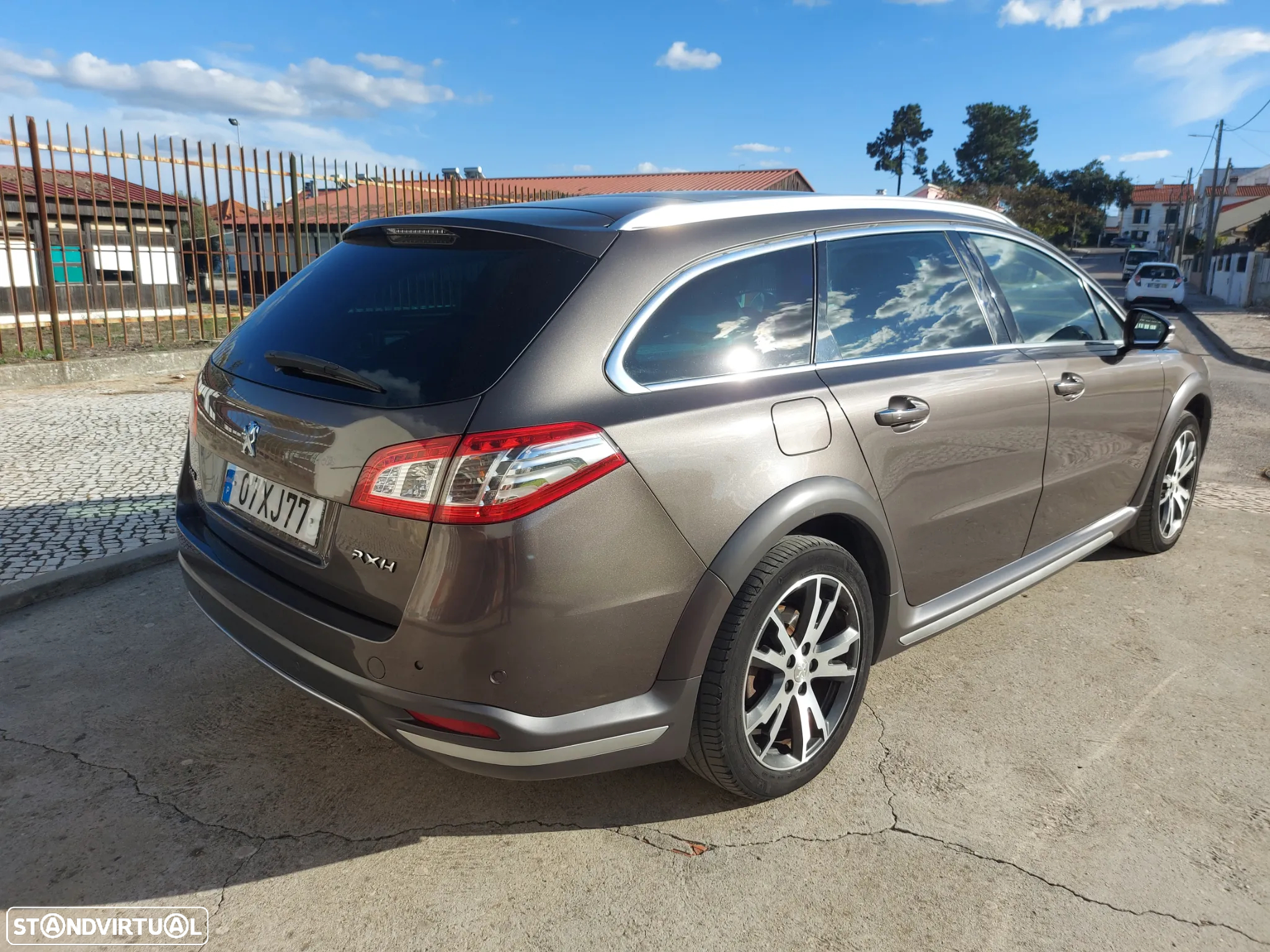 Peugeot 508 RXH 2.0 HDi Hybrid4 2-Tronic - 4
