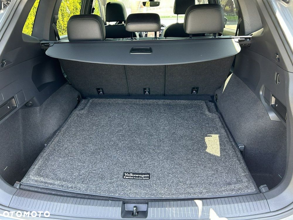 Volkswagen Tiguan Allspace 2.0 TSI 4Mot R-Line DSG - 9
