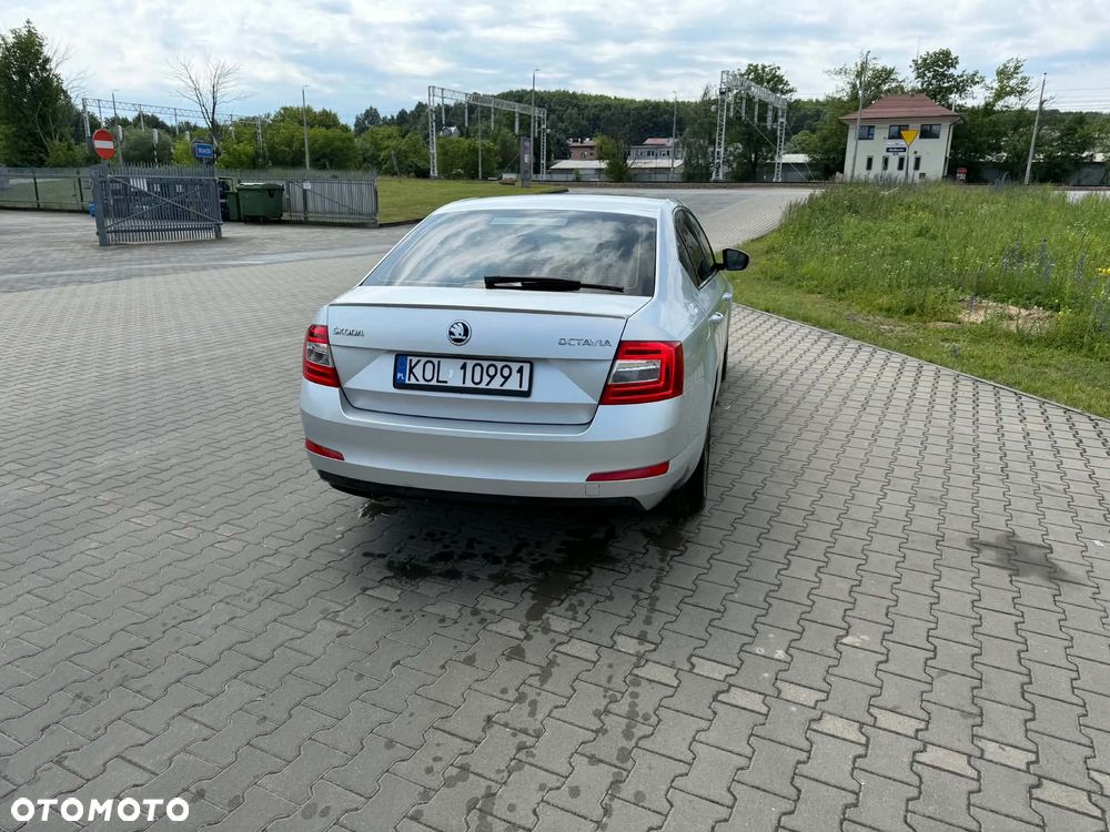 Skoda Octavia 2.0 TDI Style - 5