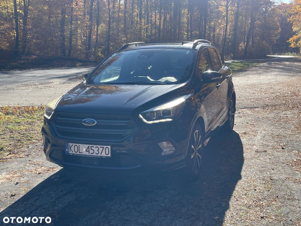 Ford Kuga - 10