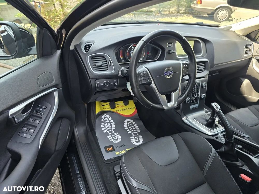 Volvo V40 D2 DRIVe Momentum - 6