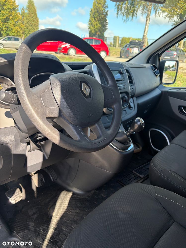 Renault Trafic - 18
