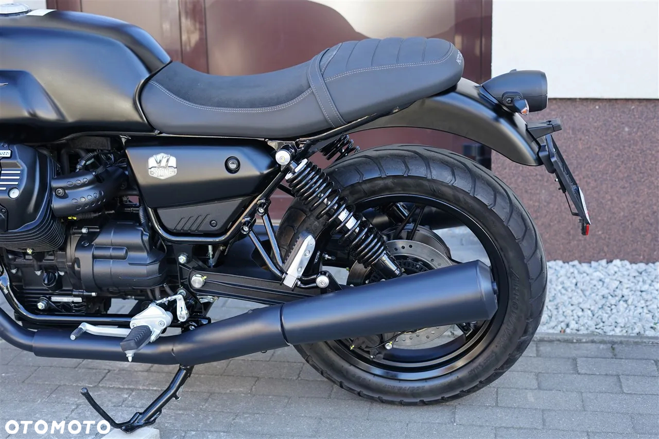 Moto Guzzi V7 - 22