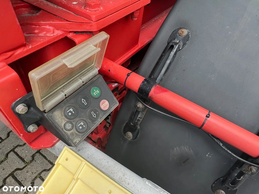 Kassbohrer STS 32 - 11