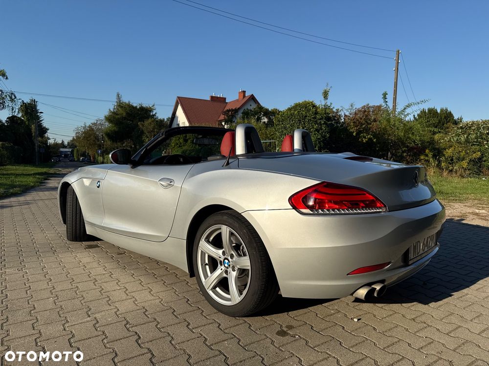 BMW Z4 sDrive30i - 18