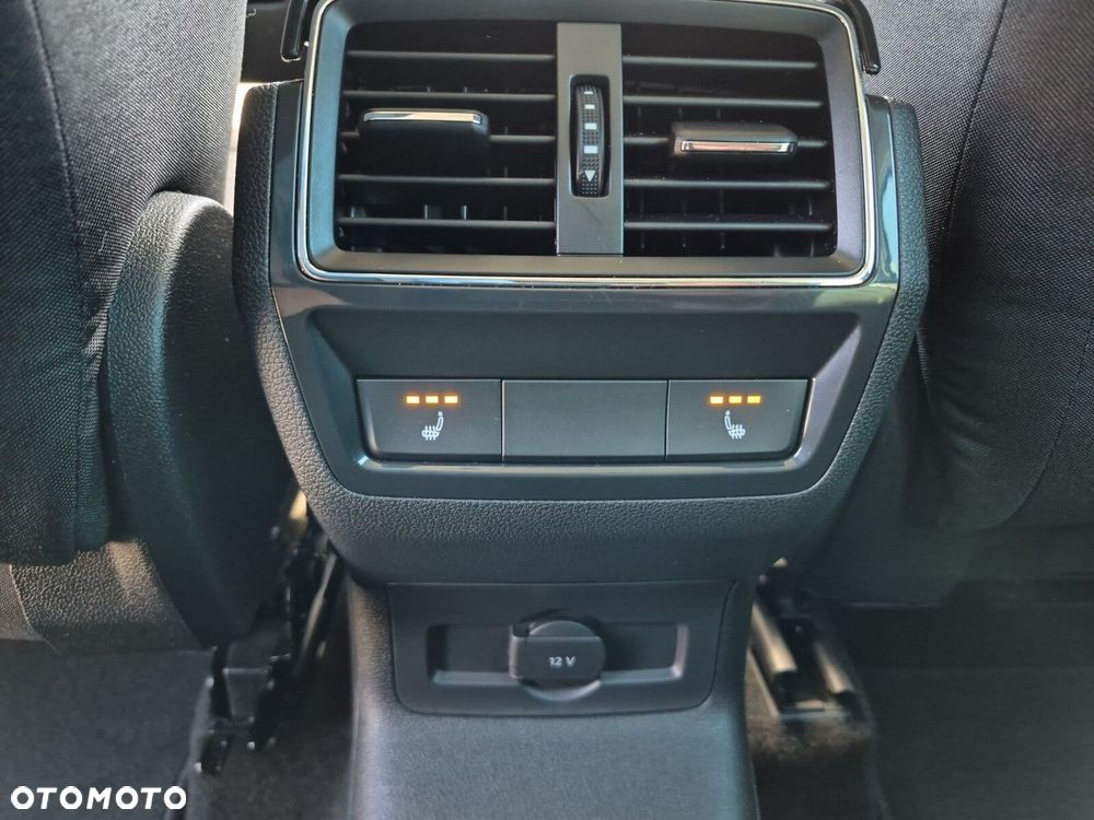 Skoda Karoq 1.5 TSI ACT Ambition DSG - 33