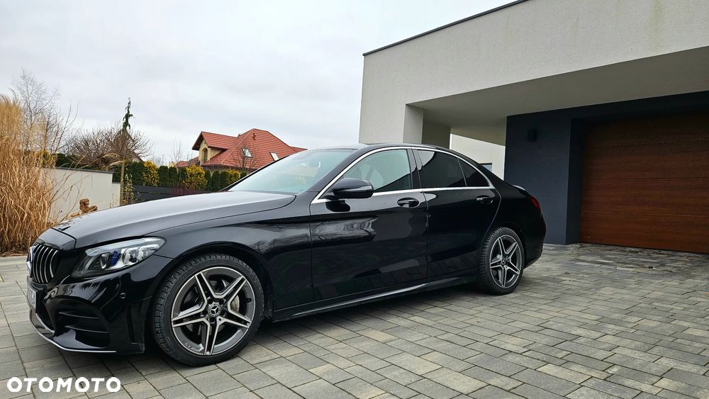 Mercedes-Benz Klasa C 200 d 9G-TRONIC AMG Line - 3
