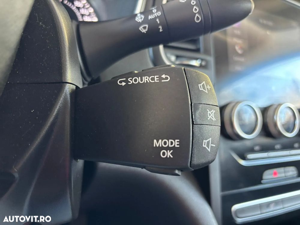 Renault Megane TCe GPF Zen - 27