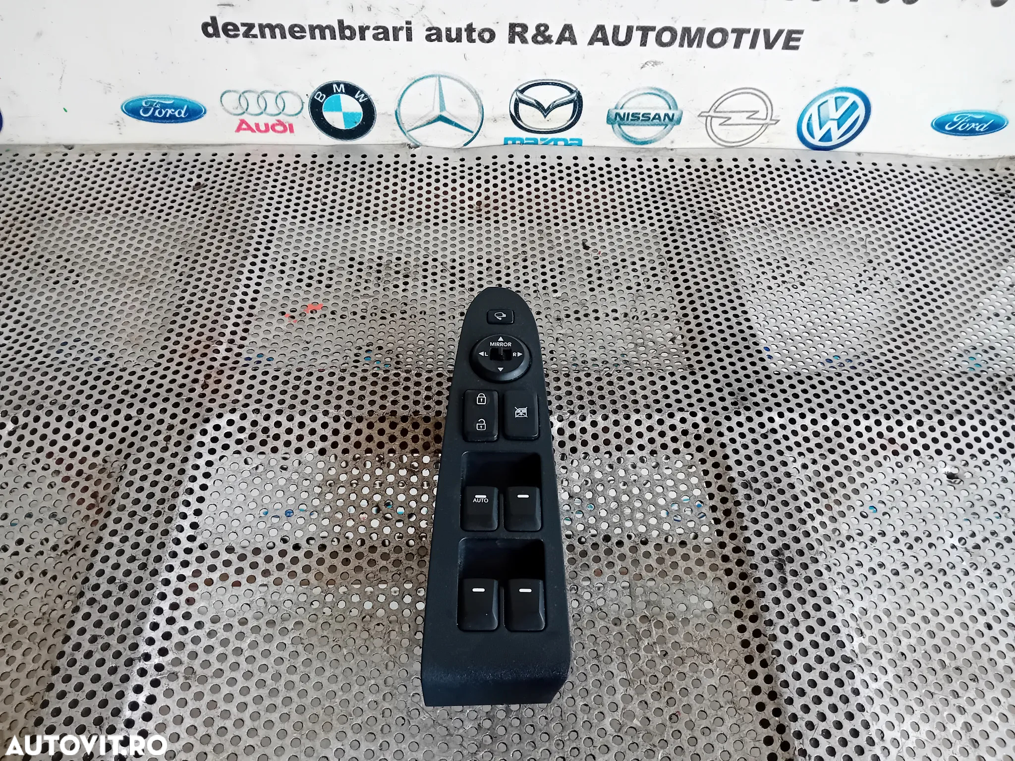 Butoane Geamuri Electrice Kia Sportage 2010-2015 2.0 Crdi Motor D4HA Manual 4x4 - 2