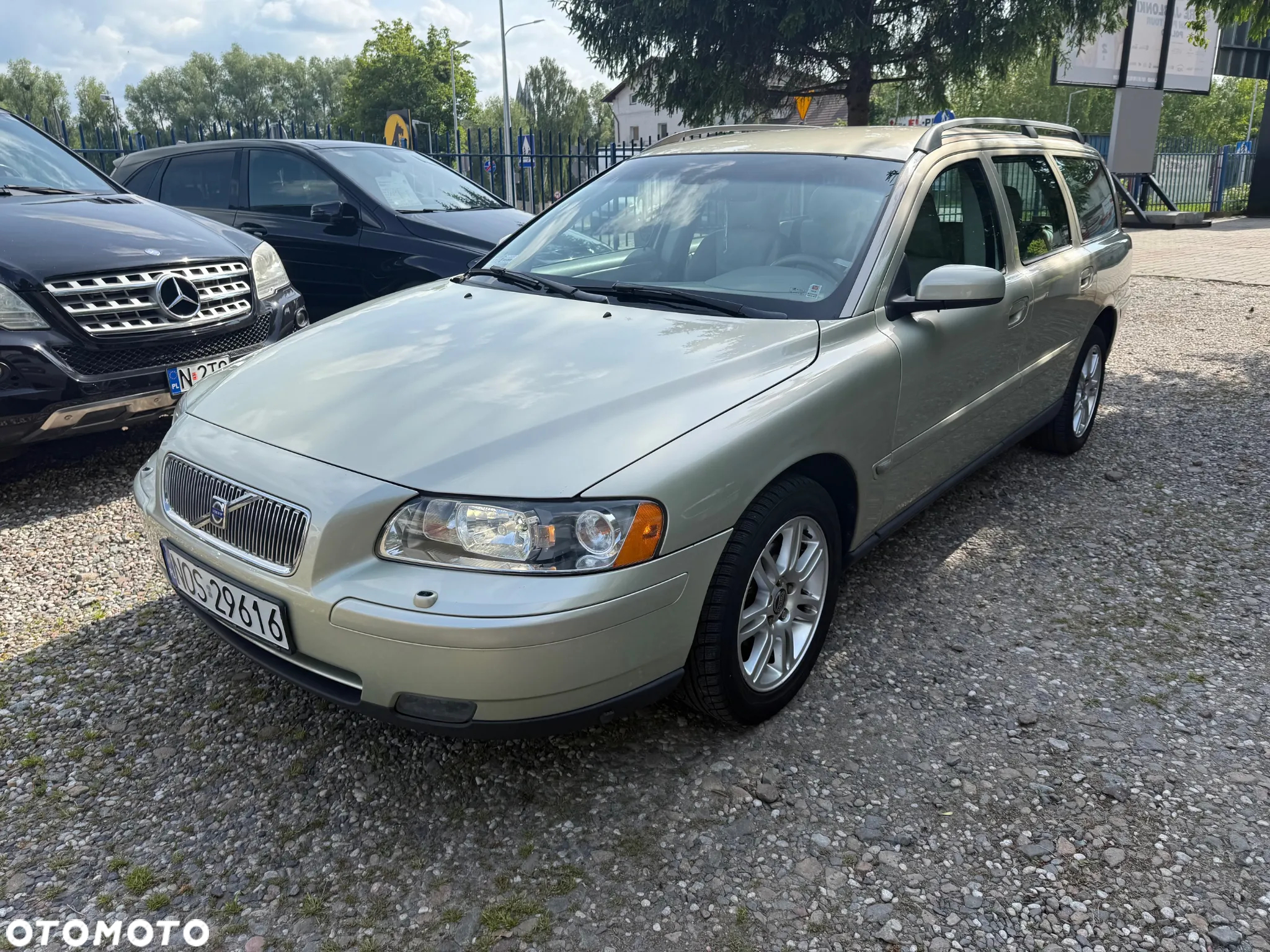 Volvo V70 2.4 Premium - 18