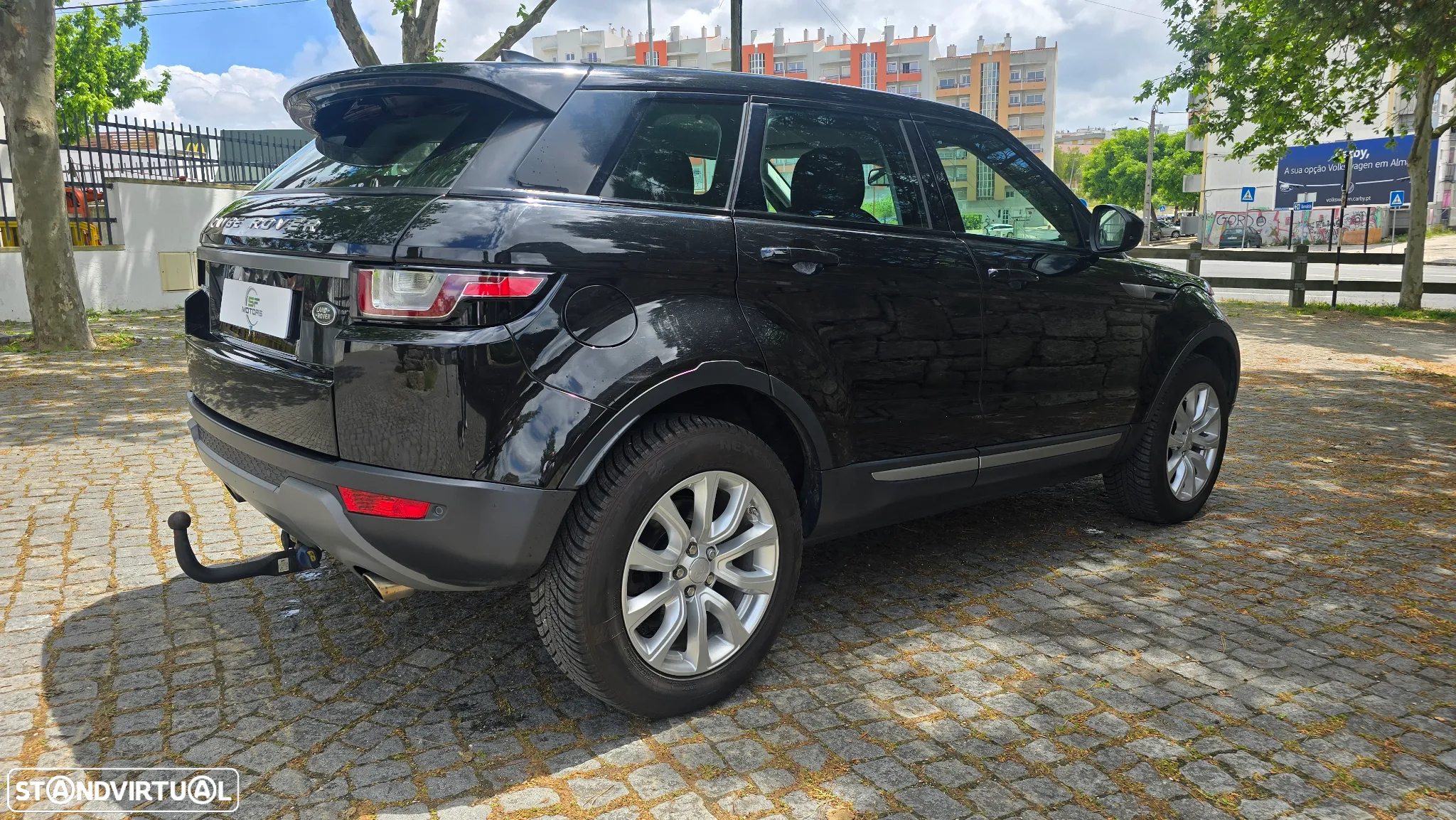 Land Rover Range Rover Evoque 2.0 D150 R-Dynamic - 10