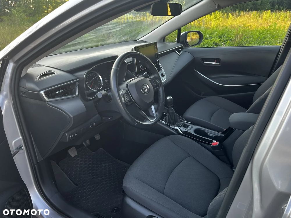 Toyota Corolla 1.6 Comfort - 11