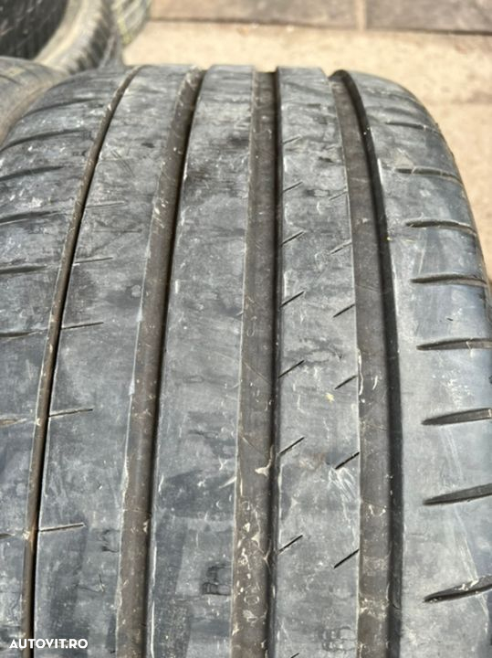 vand 4 anvelope 235/35/20 michelin de vară ca noi - 4