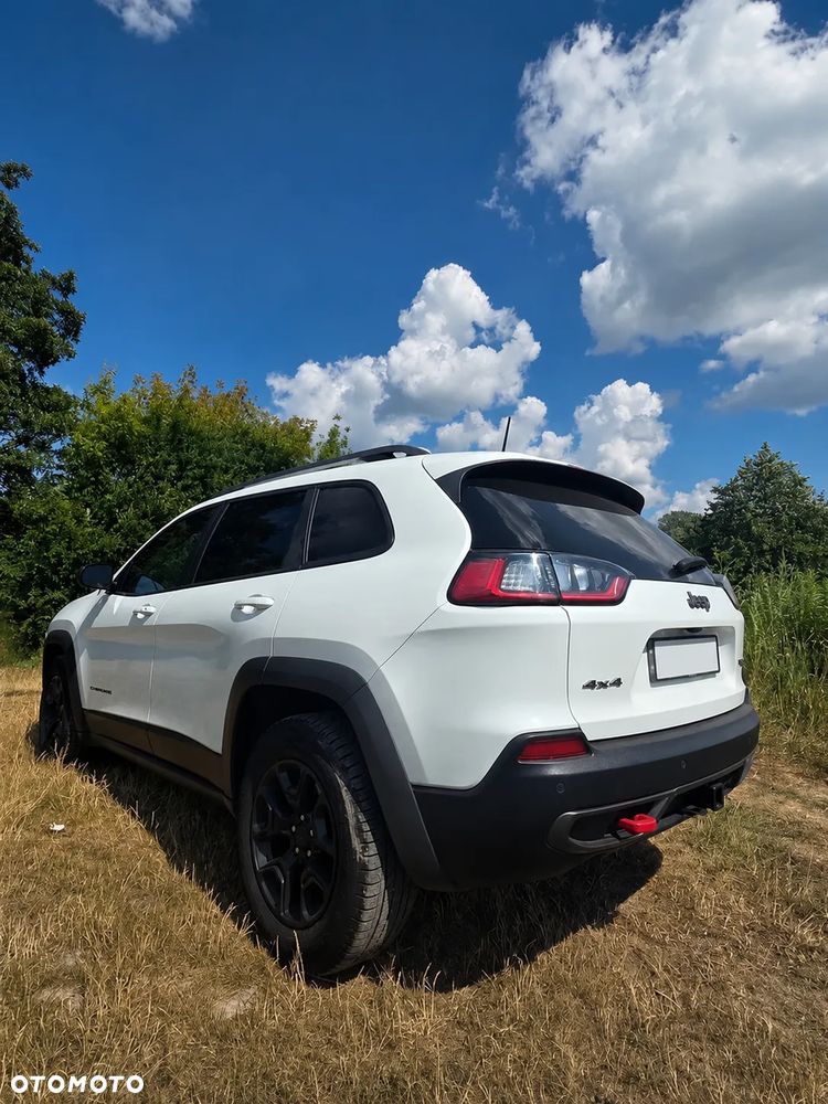 Jeep Cherokee - 3
