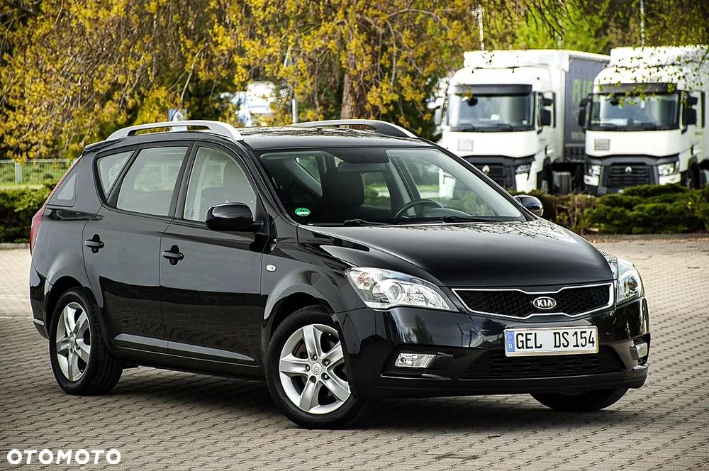 Kia Ceed 1.6 CVVT Dream-Team Edition - 13