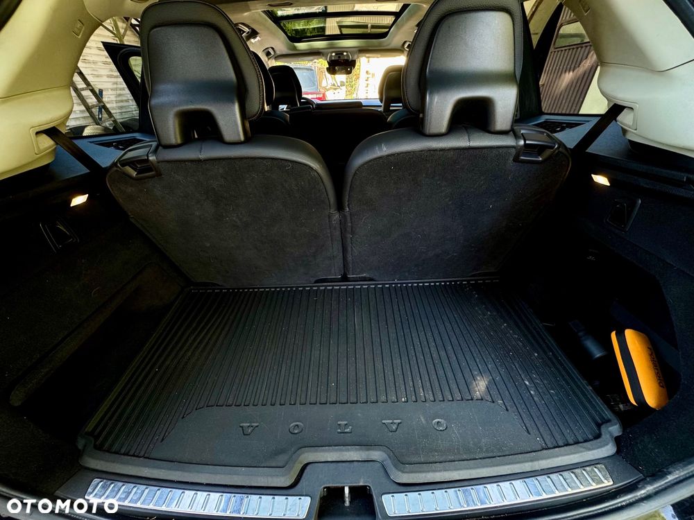 Volvo XC 90 T6 AWD Geartronic Momentum - 37
