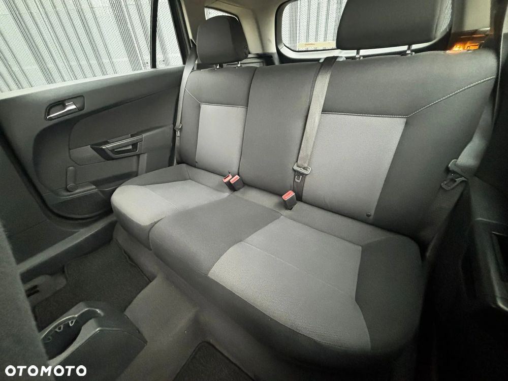 Opel Astra 1.6 - 5