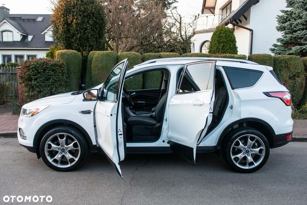 Ford Kuga 2.0 TDCi 4x4 Titanium - 16