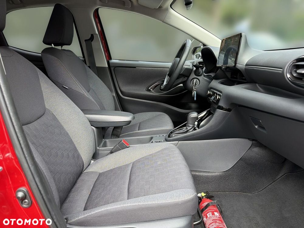 Toyota Yaris Hybrid 1.5 Style - 17