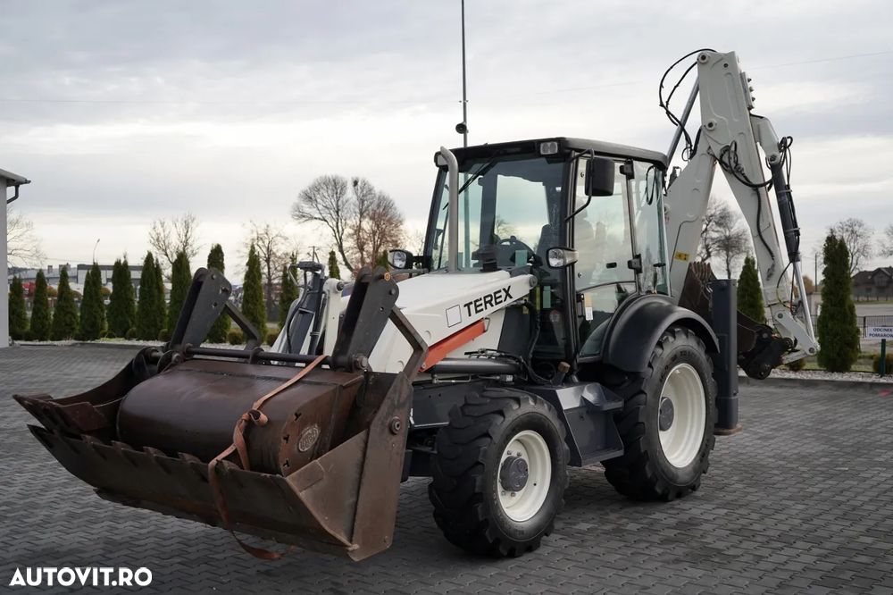 Terex 880 ELITE / BULDOEXCAVATOR / 2.500 ORE / SET CUPĂ - 7