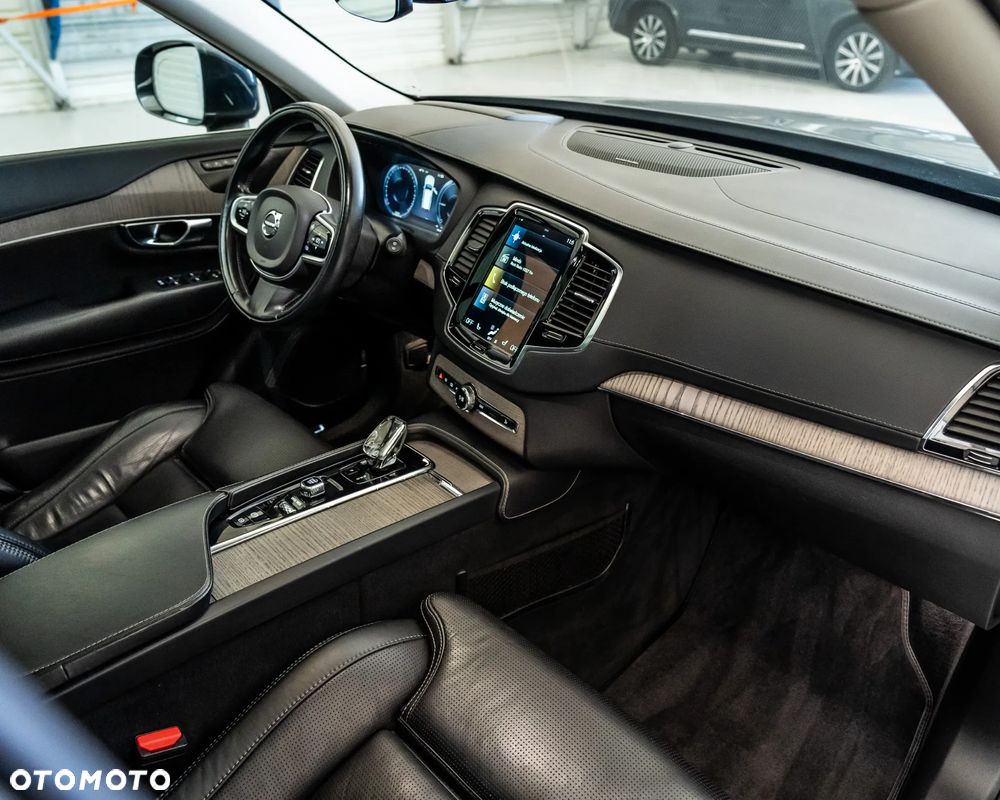Volvo XC 90 T8 AWD Twin Engine Geartronic Inscription - 25