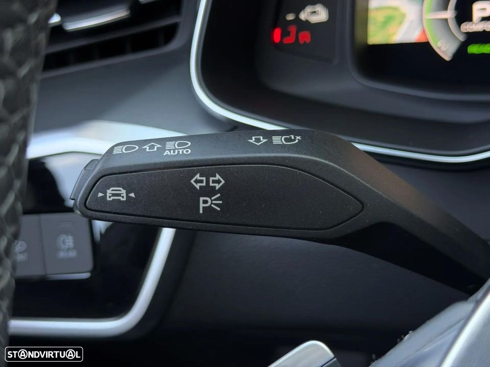 Audi A6 Avant 50 TFSIe quattro S tronic - 32