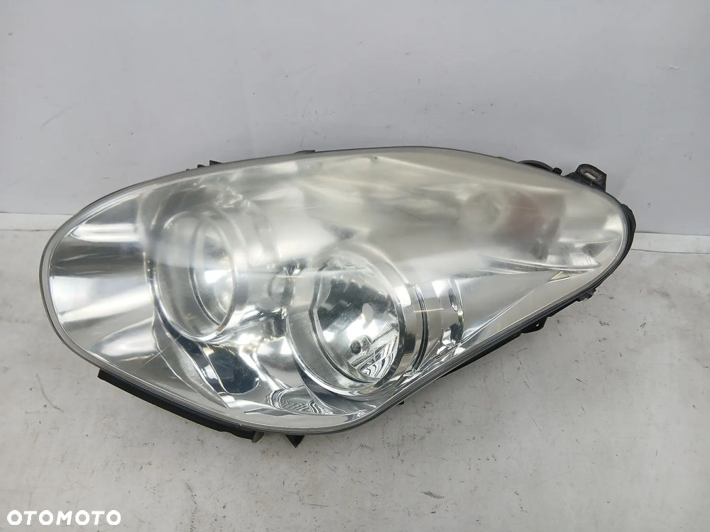 Reflektor przód przedni lewy lampa lewa Fiat Doblo 2009-2015 - 1
