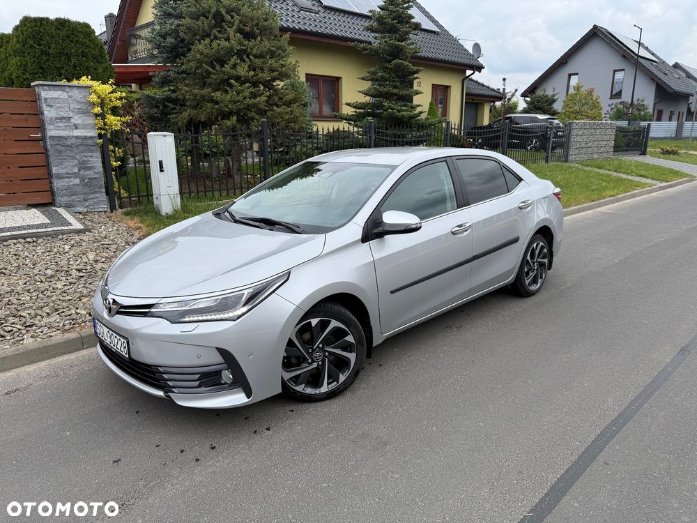 Toyota Corolla 1.6 50th Anniversary - 2