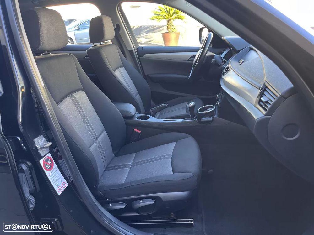 BMW X1 18 d sDrive Line Sport - 49