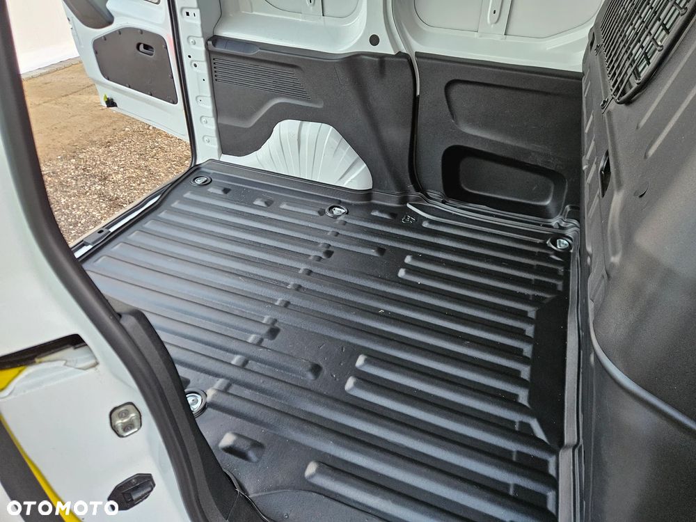 Peugeot PARTNER - 12