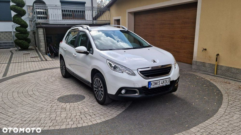 Peugeot 2008 - 8