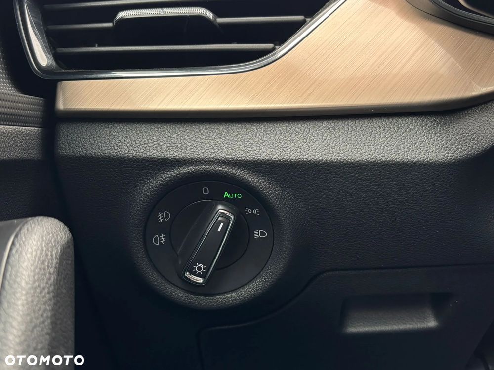 Skoda Kamiq 1.0 TSI Style - 27