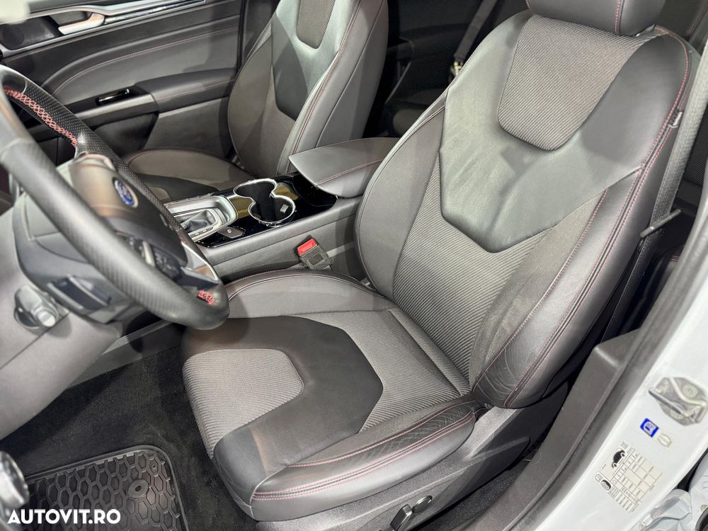 Ford Mondeo 2.0 TDCi Powershift AWD ST Line High - 10