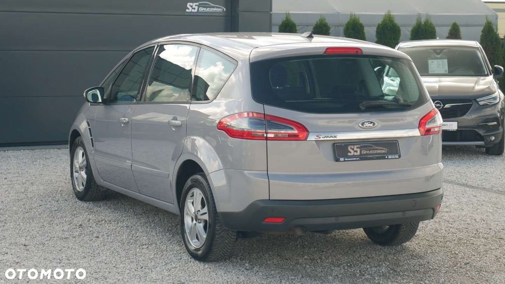 Ford S-Max - 7