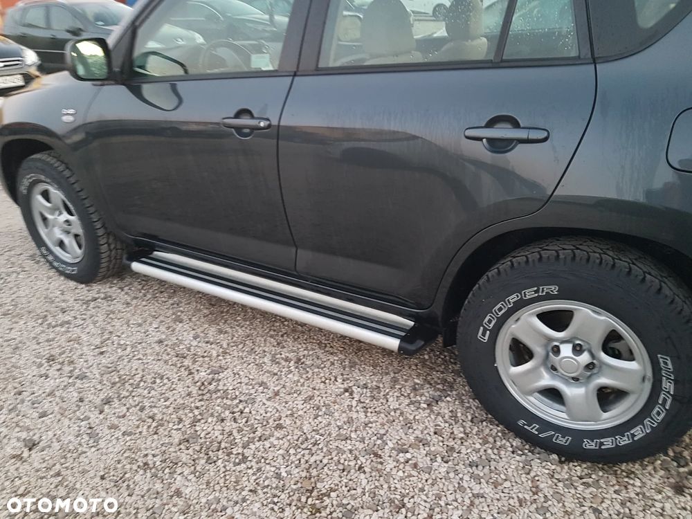 Toyota RAV4 2.2 D-4D Premium - 13