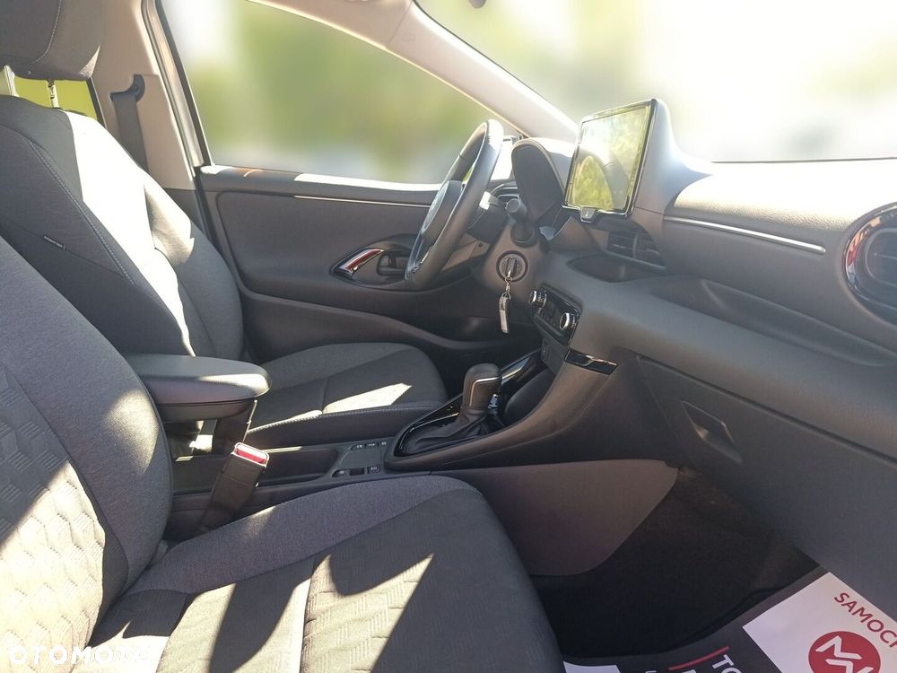 Toyota Yaris Hybrid 1.5 Style - 9