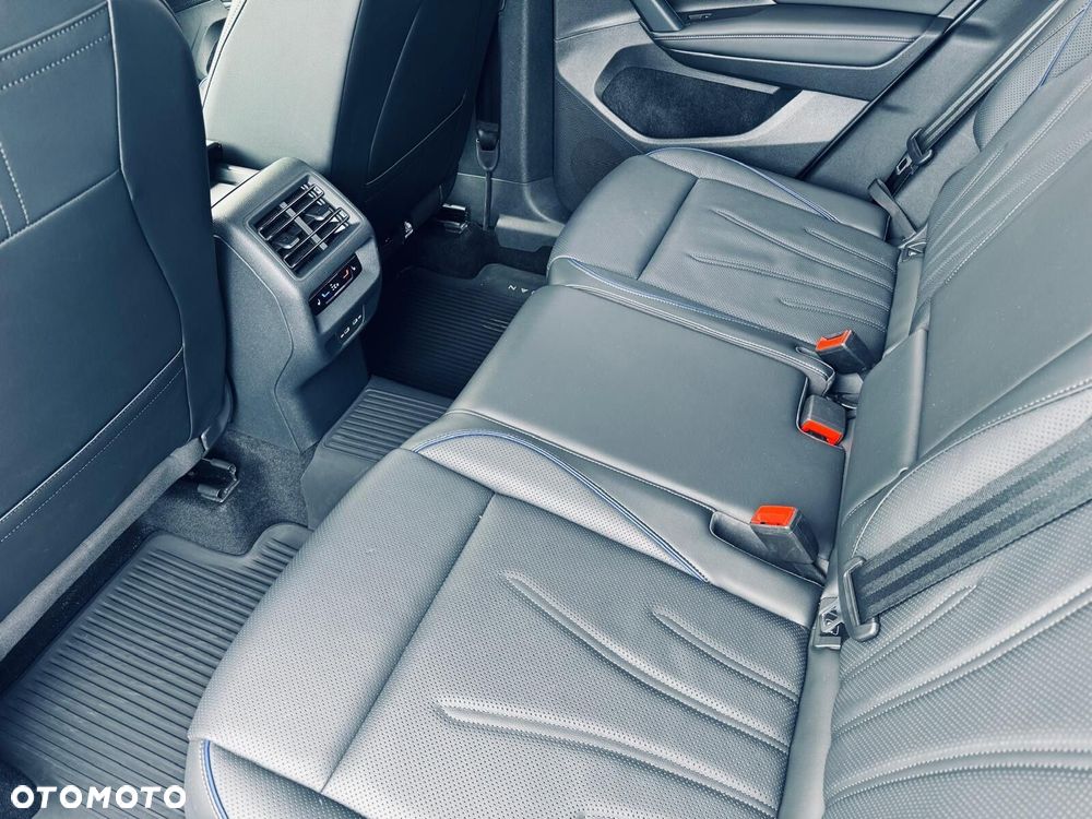 Volkswagen Tiguan - 17