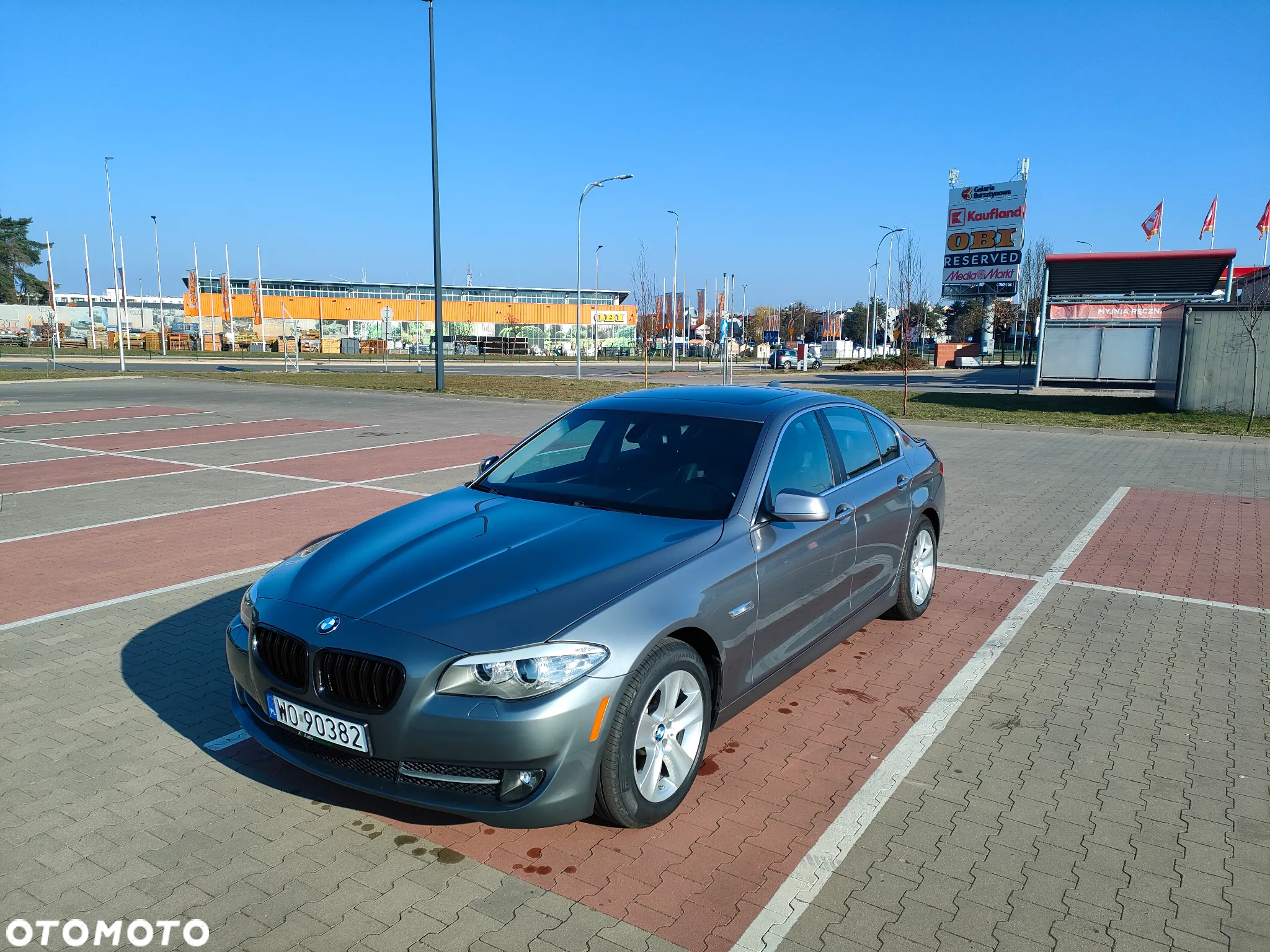 BMW Seria 5 528i - 7