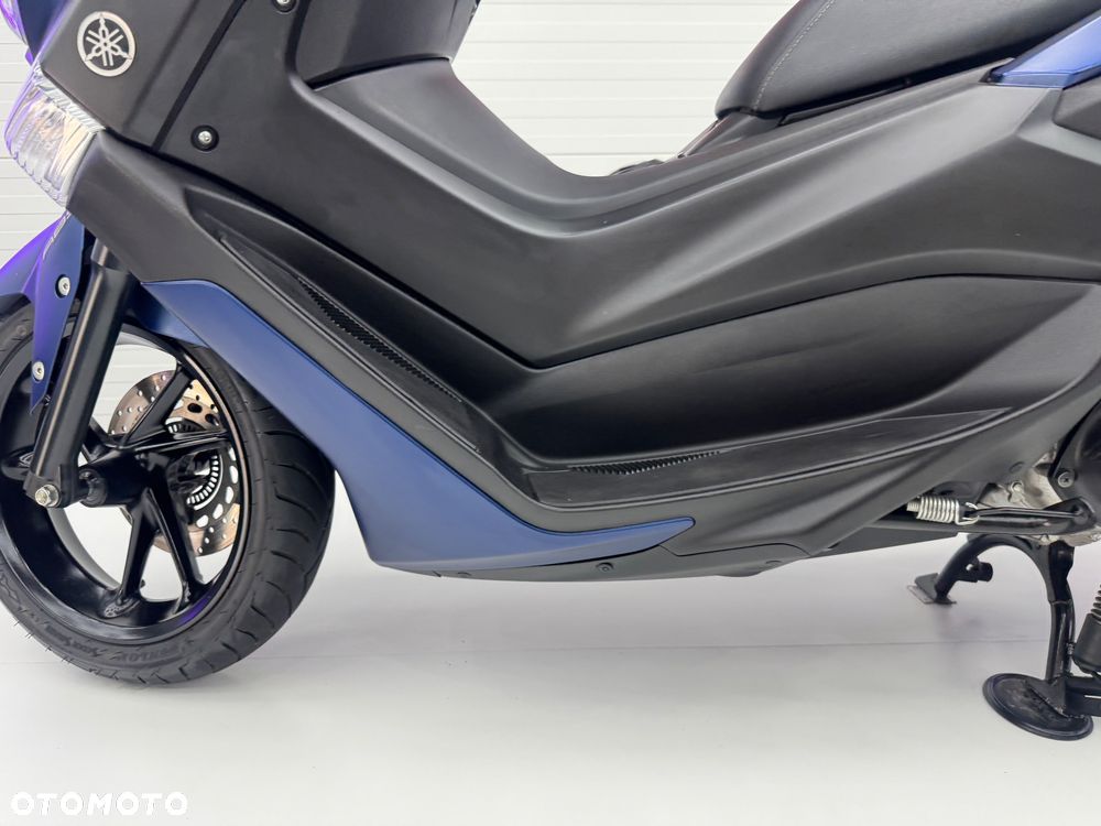 Yamaha NMAX - 14